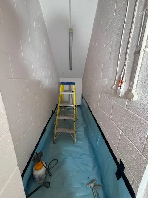 HSE-licensed asbestos gasket strip-out in E8